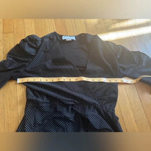 70s Vintage Fredrick’s of Hollywood Polkadot Dress with Puff Shoulders - Picture 7 of 7